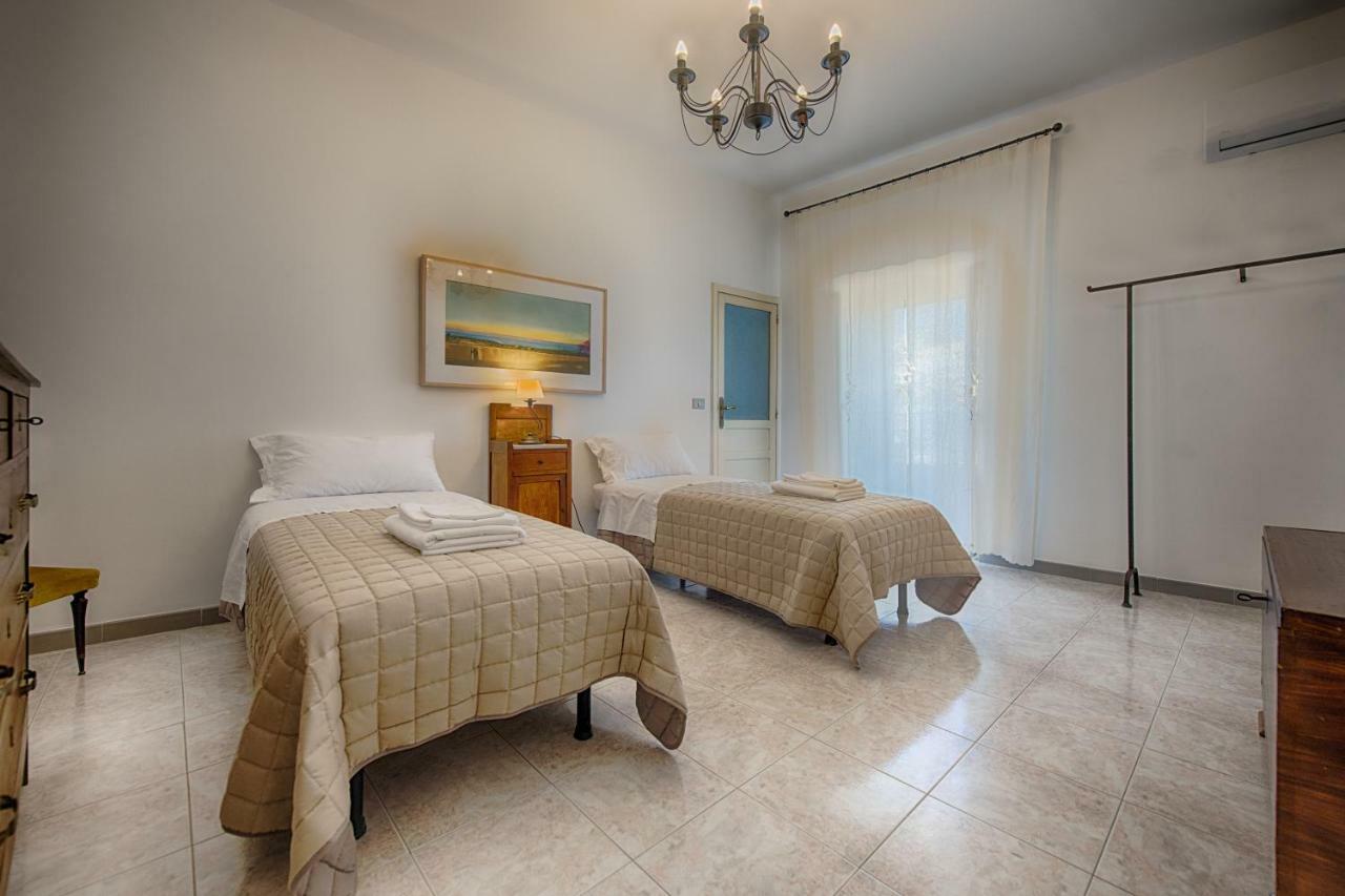 Mimma Holiday House Modica Exterior photo